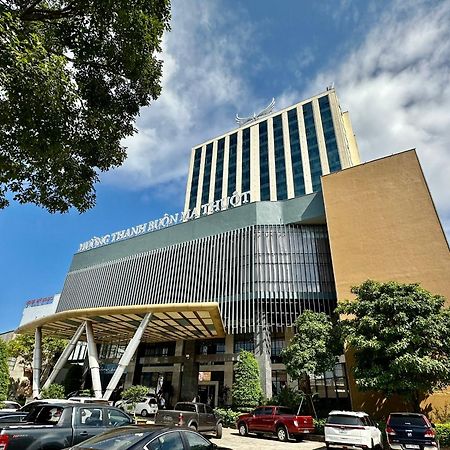 Muong Thanh Luxury Buon Ma Thuot Hotel Exteriör bild