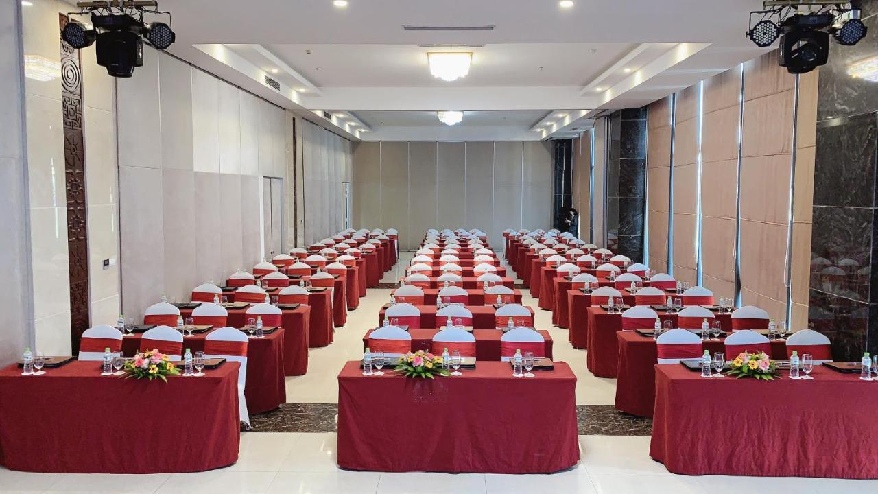 Muong Thanh Luxury Buon Ma Thuot Hotel Exteriör bild