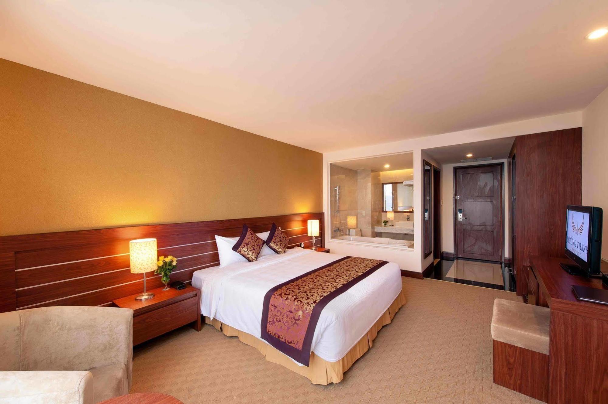 Muong Thanh Luxury Buon Ma Thuot Hotel Exteriör bild